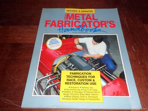 Metal Fabricator's Handbook: Fabrication Techniques for Race, 